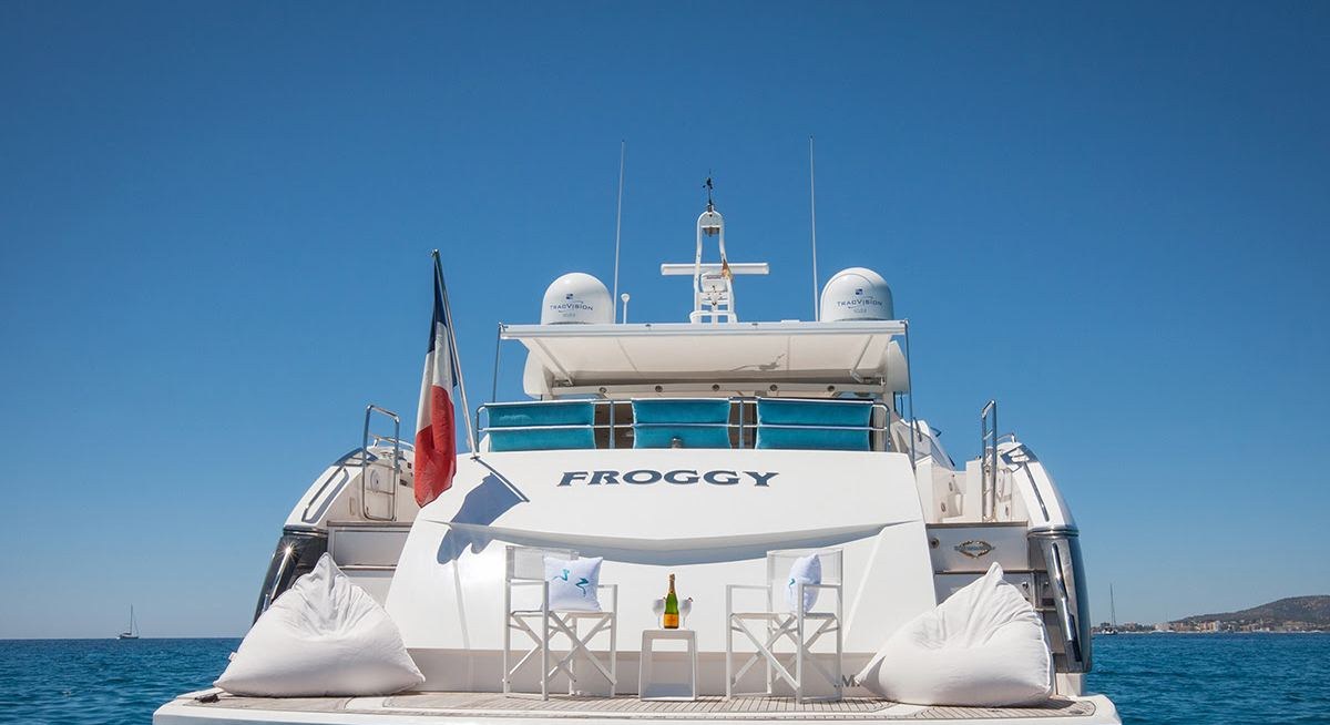 FROGGY yacht charter 4