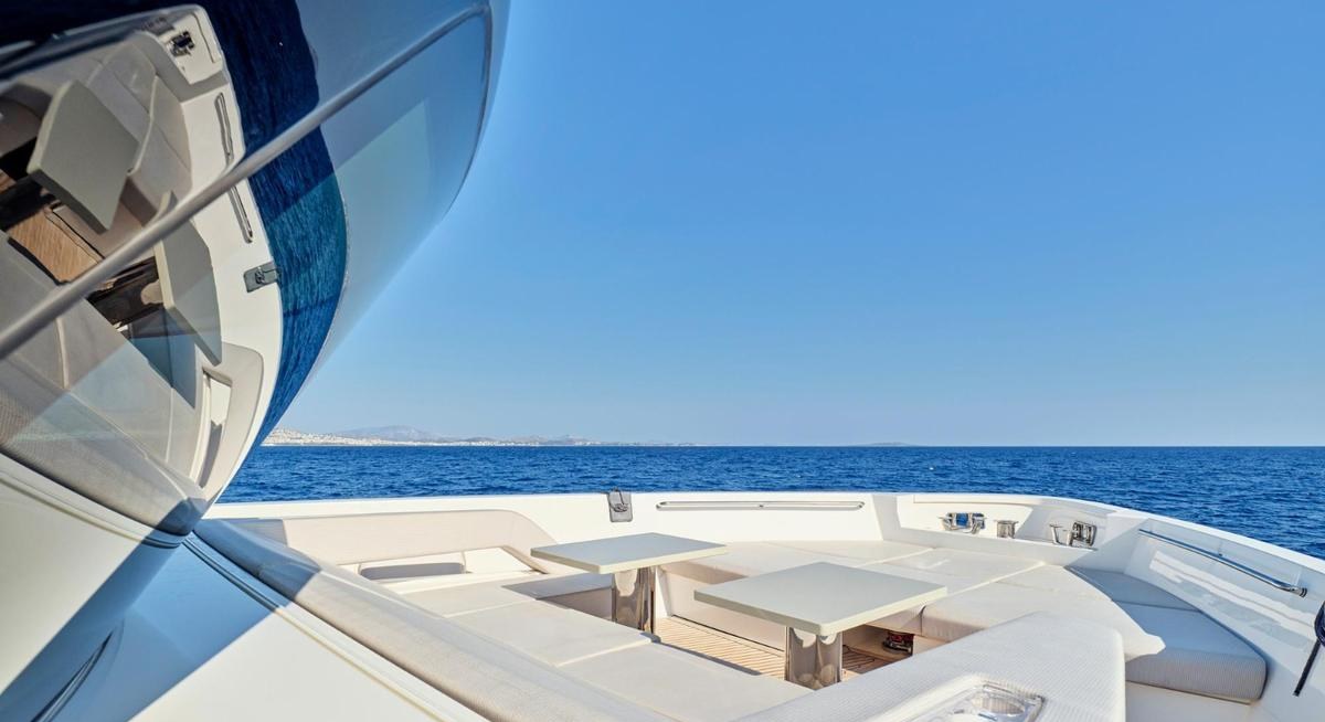 FUQUET DUET yacht charter 2