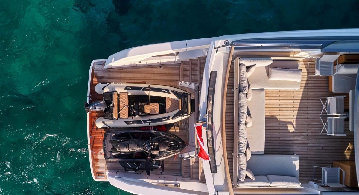 FUQUET DUET yacht charter 5