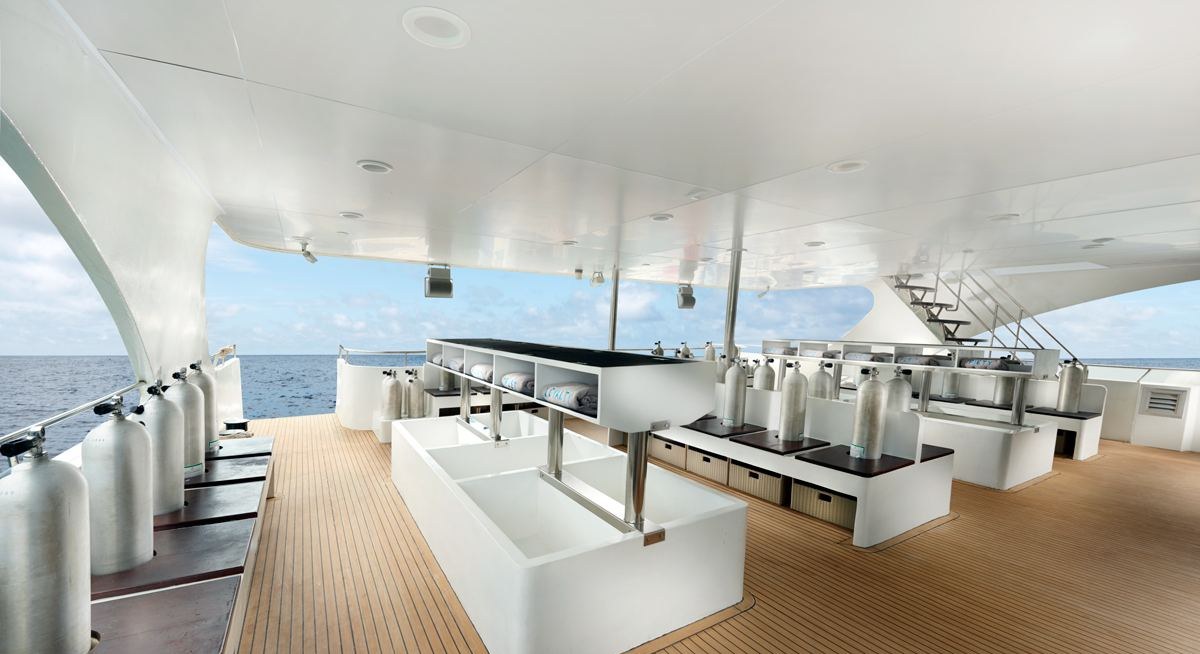 GAIA LOVE yacht charter 5