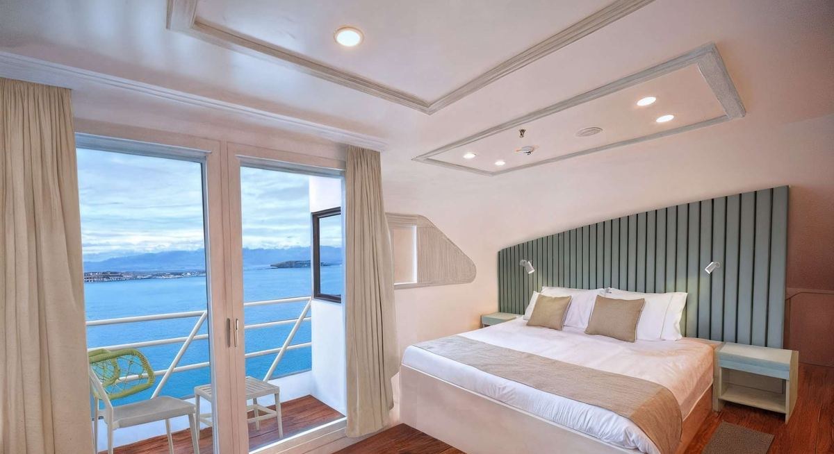 GALAPAGOS SEA STAR yacht charter 4