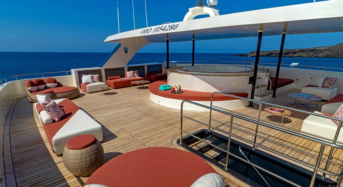 GALAXY SIRIUS yacht charter 2