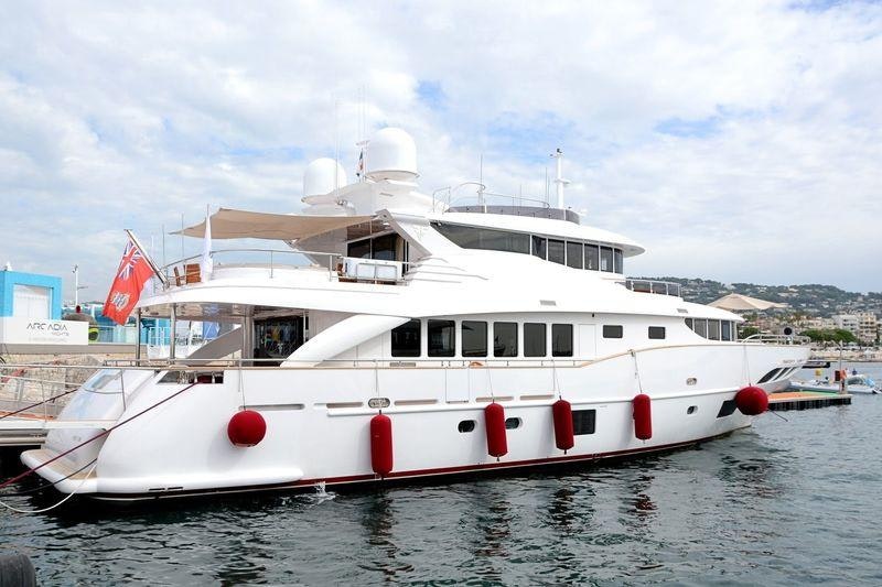 GATSBY YACHT CHARTER yacht charter