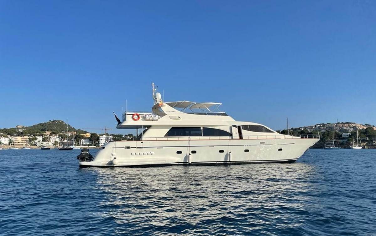 GEORG I yacht charter 1