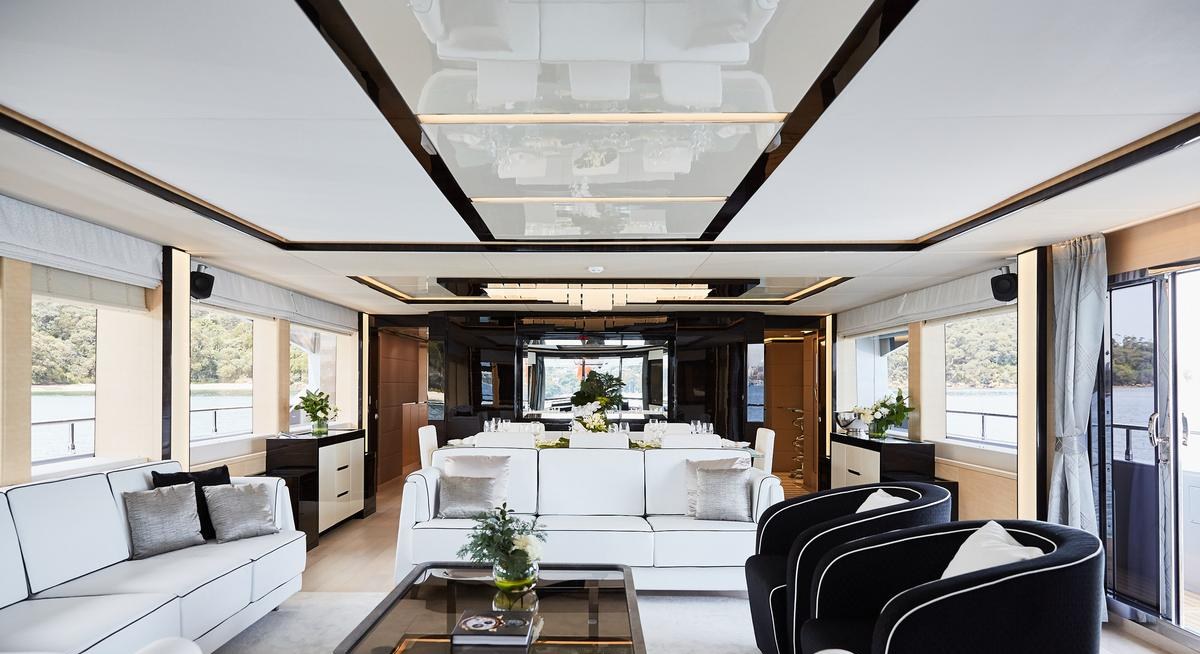 GHOST II yacht charter 4