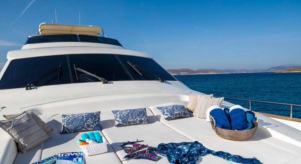 GORGEOUS yacht charter 3