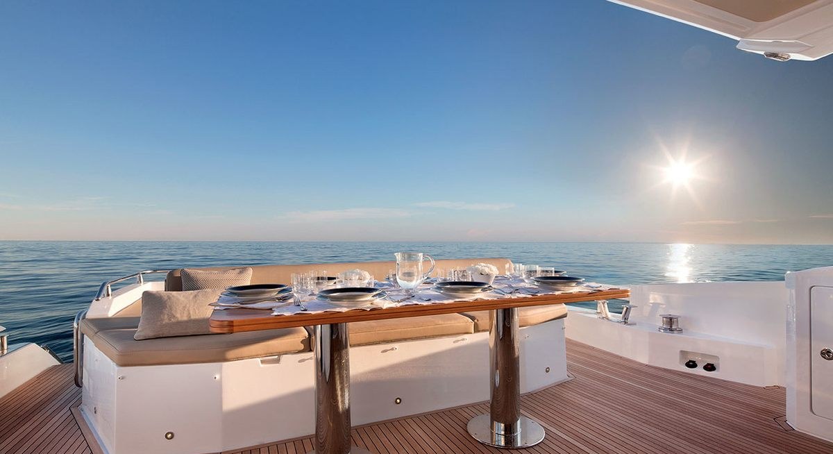 GRAN ABE II yacht charter 4