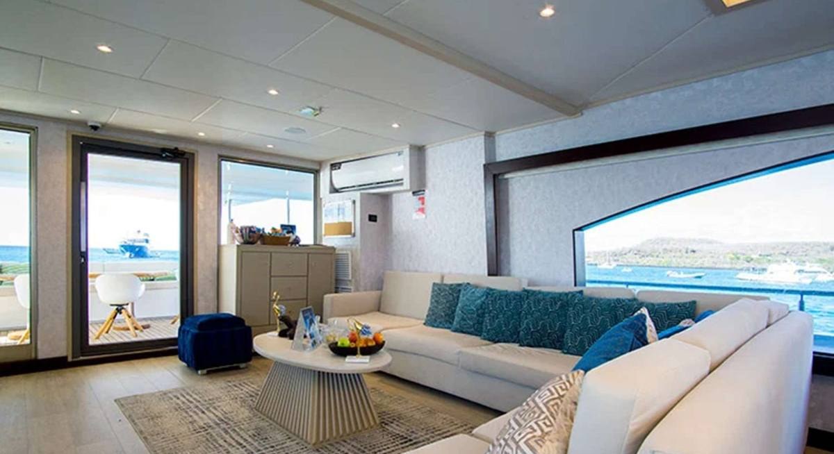 GRAND MAJESTIC yacht charter 5