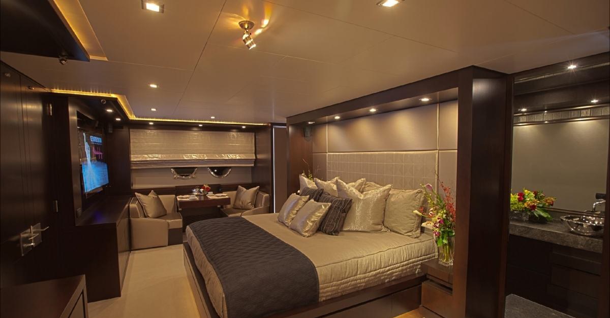 GRANDE yacht charter 5