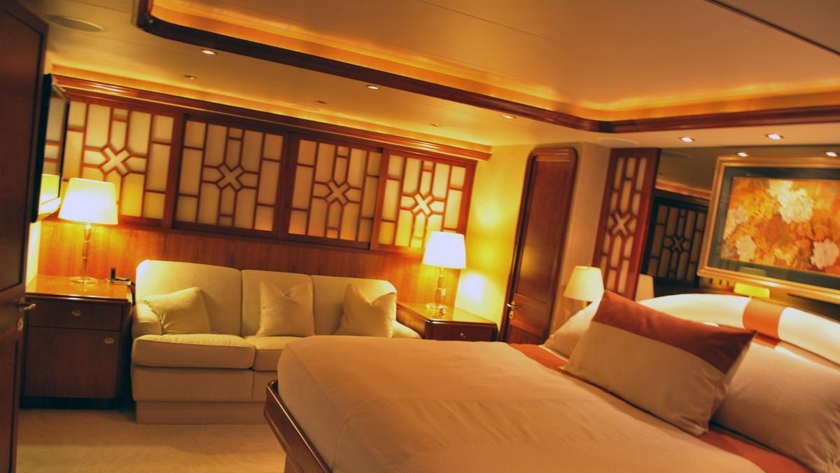 GRATITUDE yacht charter 5