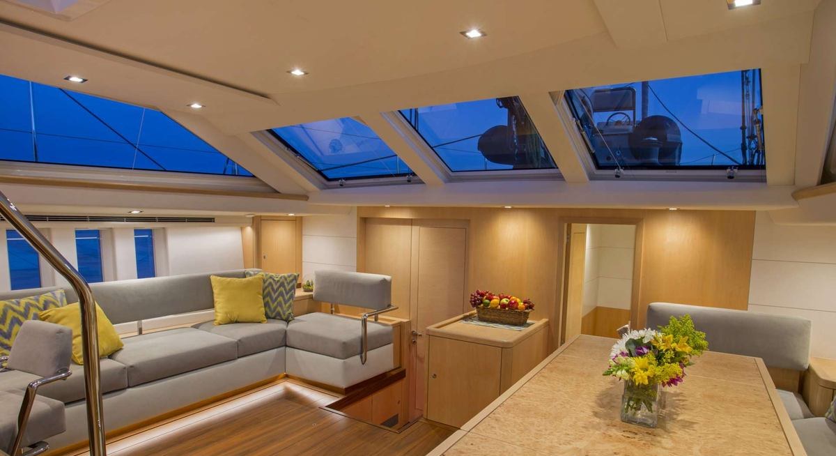 GRAYCIOUS yacht charter 5
