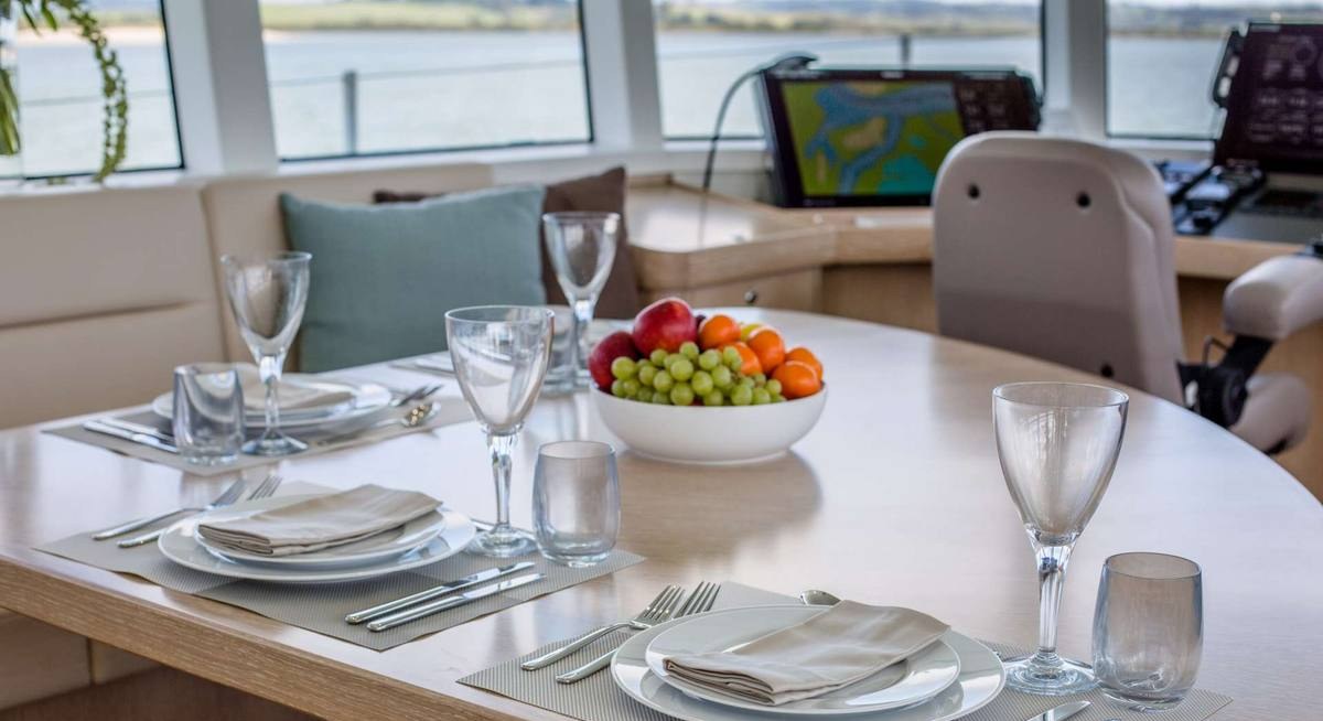 GREY WOLF II yacht charter 3