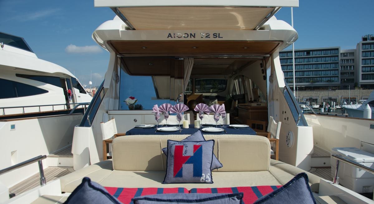 GREY yacht charter 4