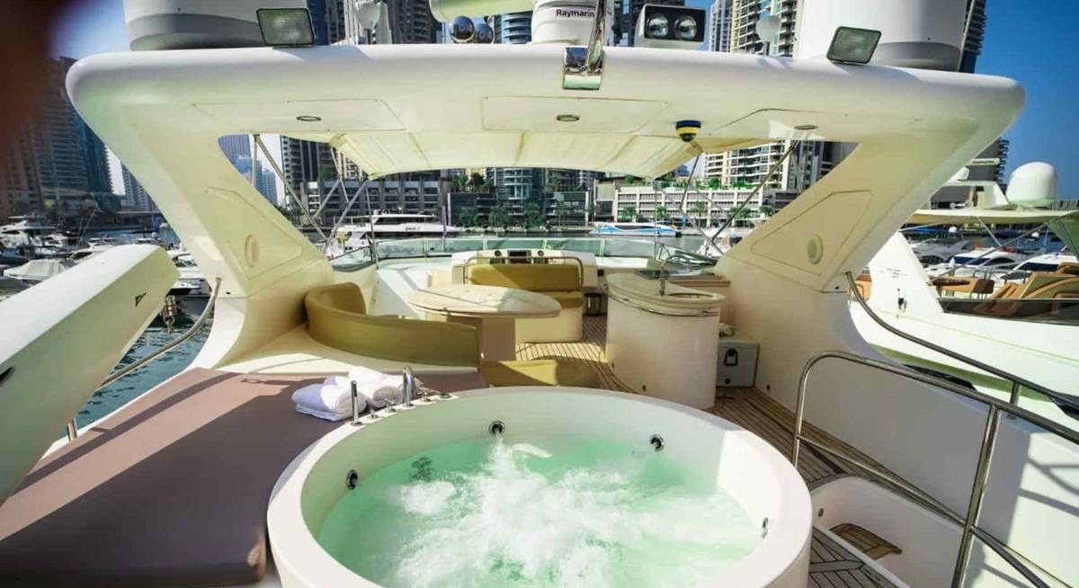 HAMDAN II yacht charter 2