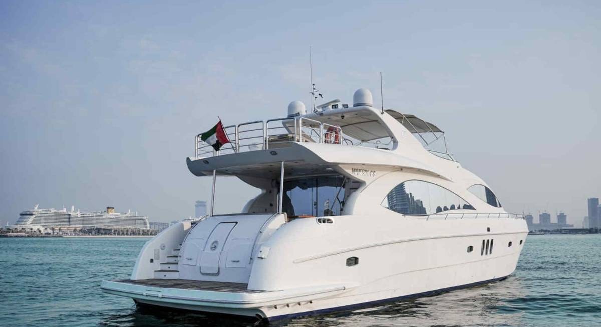 HAMDAN II yacht charter 5