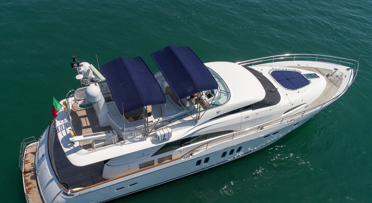 HAPPY DREAM yacht charter 5