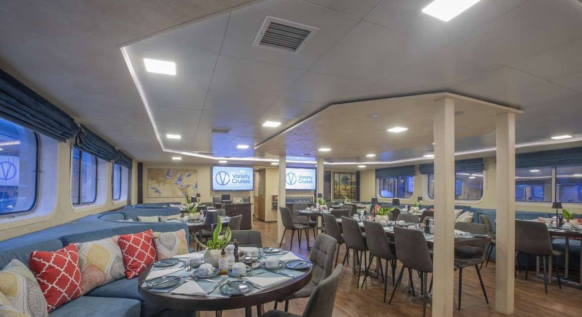HARMONY V yacht charter 4