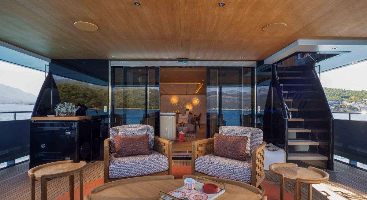 HAZE II yacht charter 4