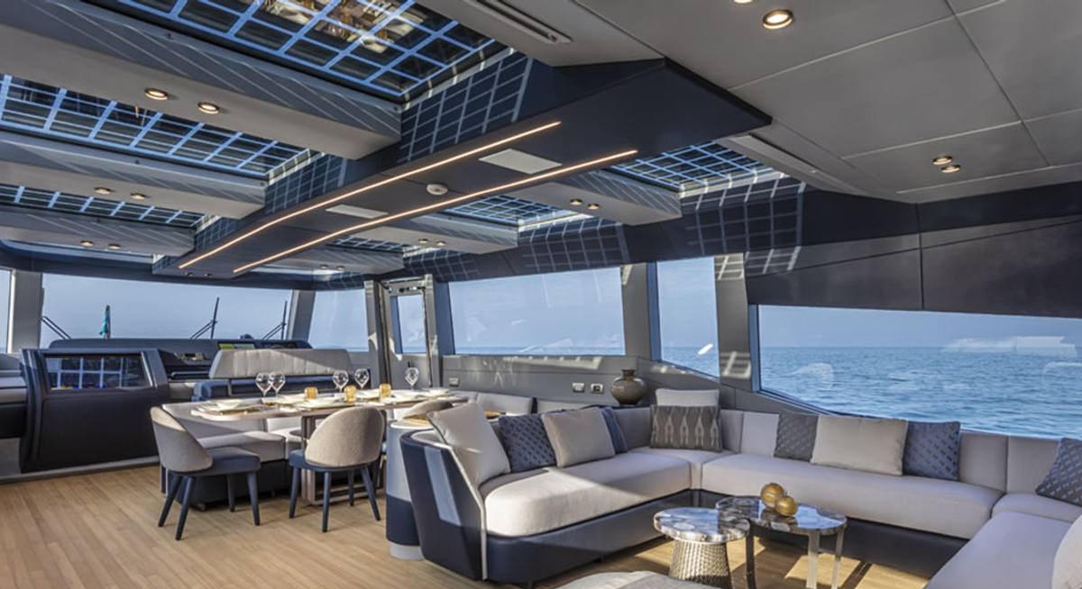 HAZE yacht charter 4