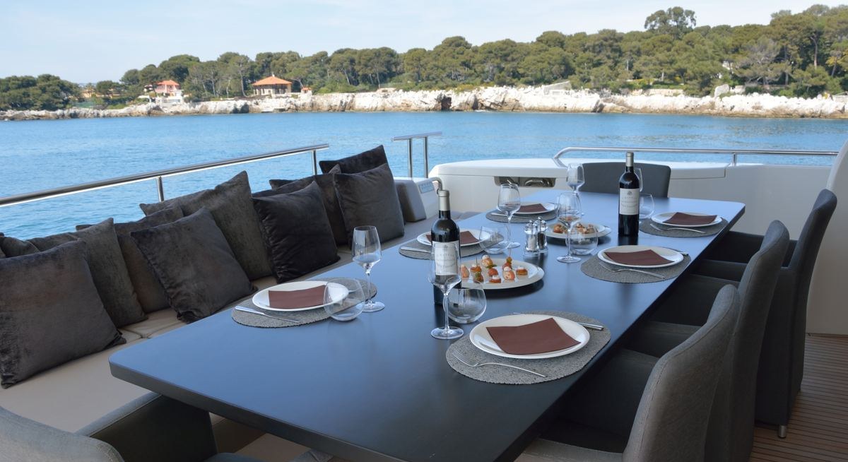 HEAL yacht charter 4