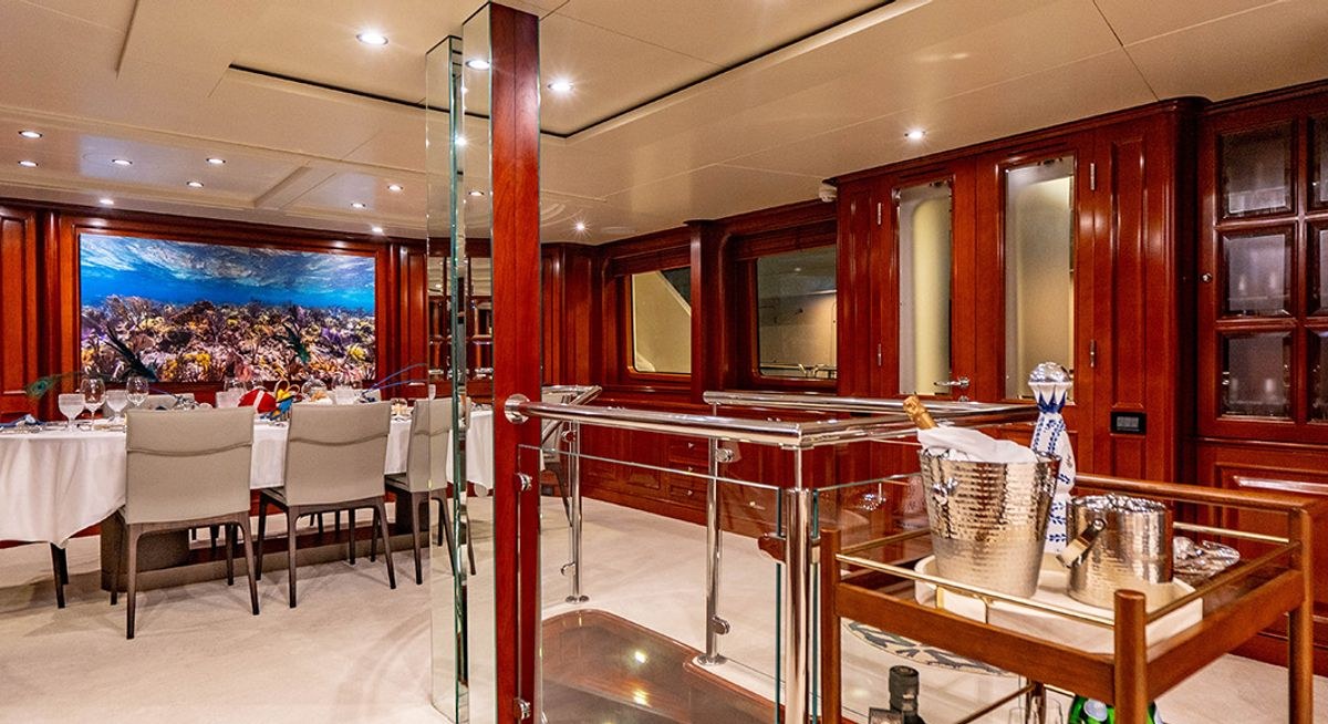 HEAVEN CAN WAIT yacht charter 3