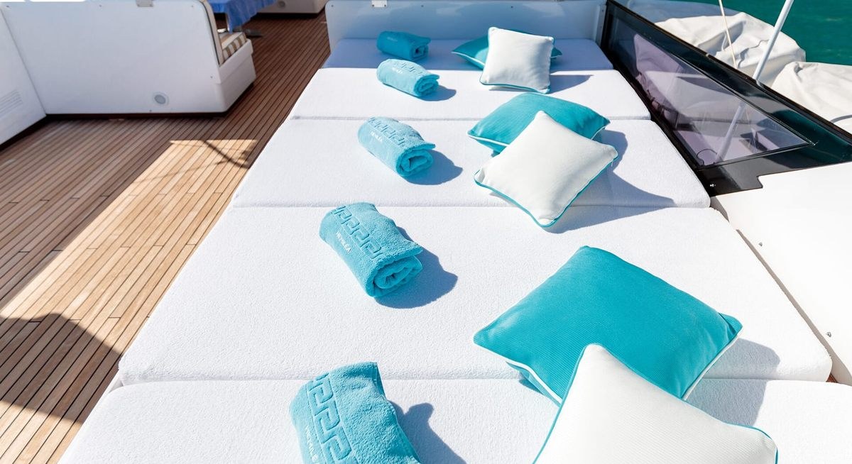 HEMILEA yacht charter 2