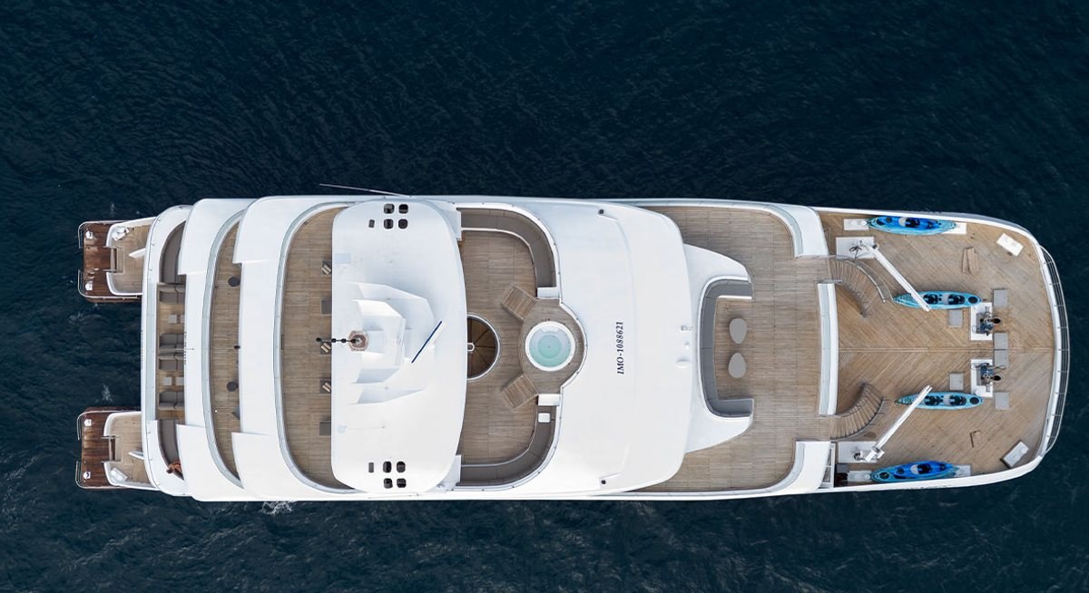 HERMES yacht charter 4