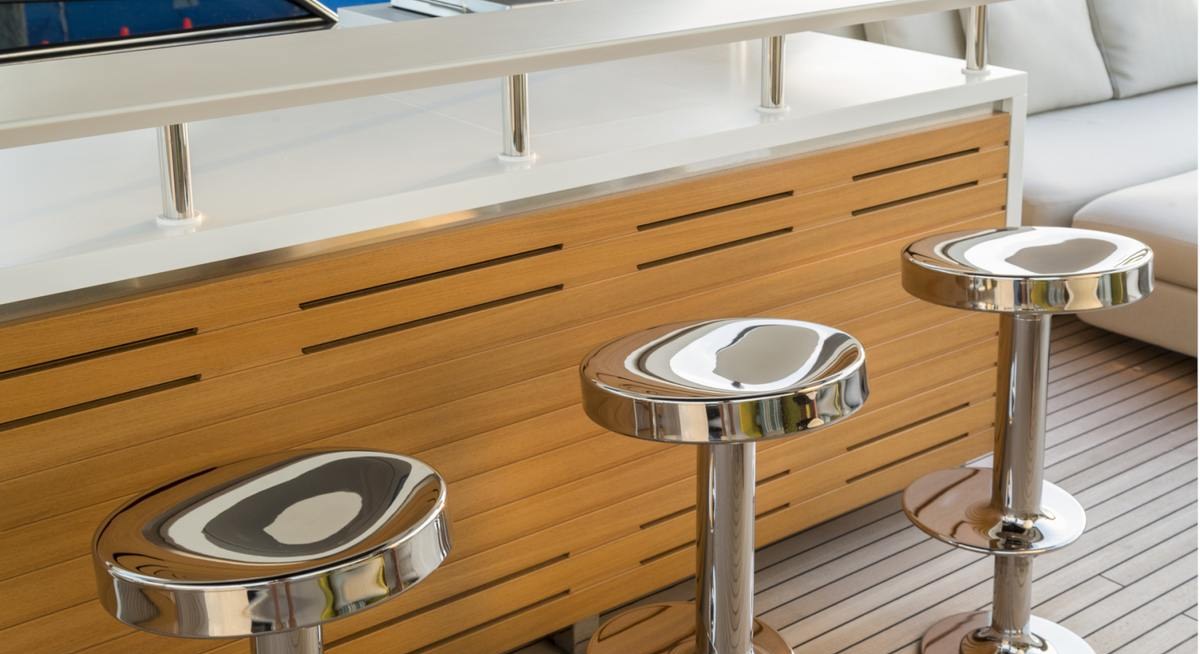 HOW YA DOOZ'N yacht charter 3
