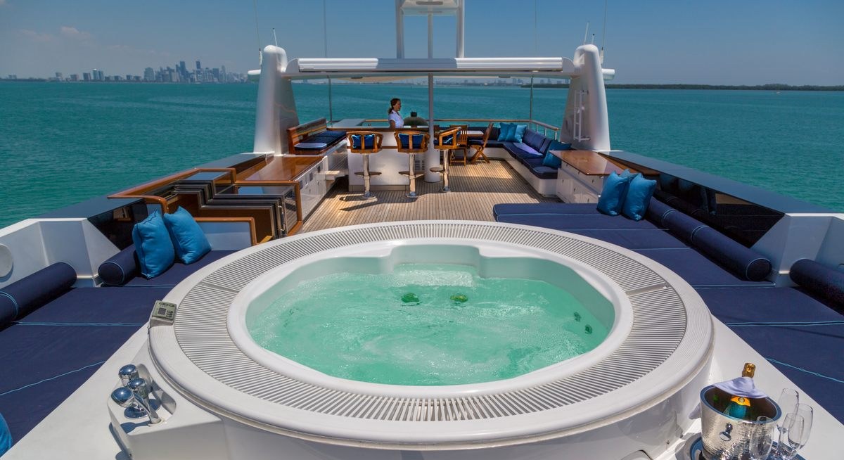 ICE 5 yacht charter 2