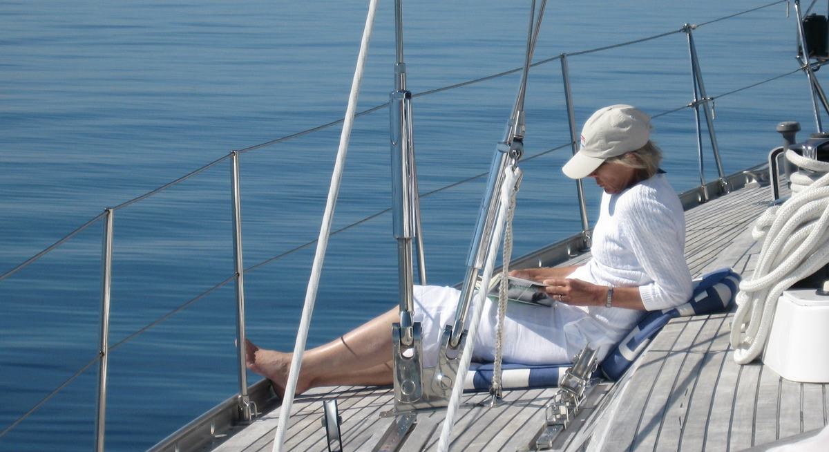 ICHI BAN yacht charter 4
