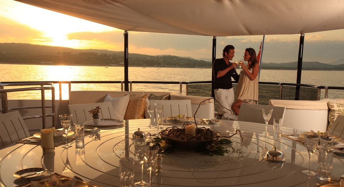 IDEFIX II yacht charter 2