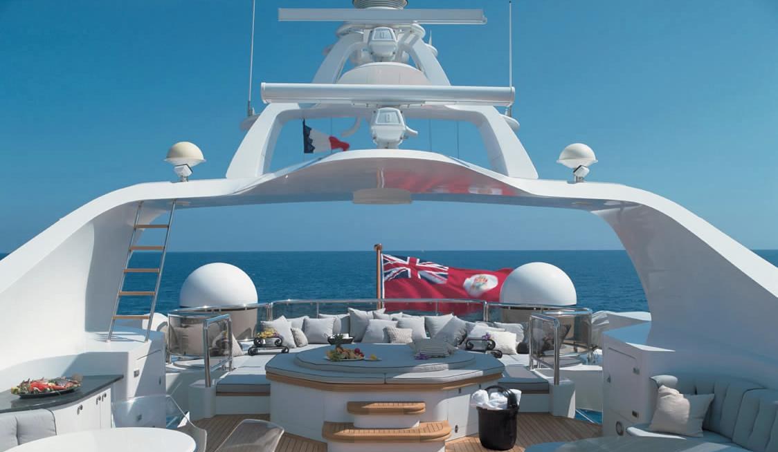 IL SOLE yacht charter 3