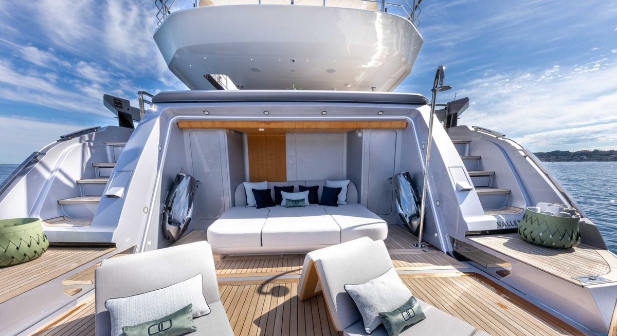 ILMA yacht charter 5