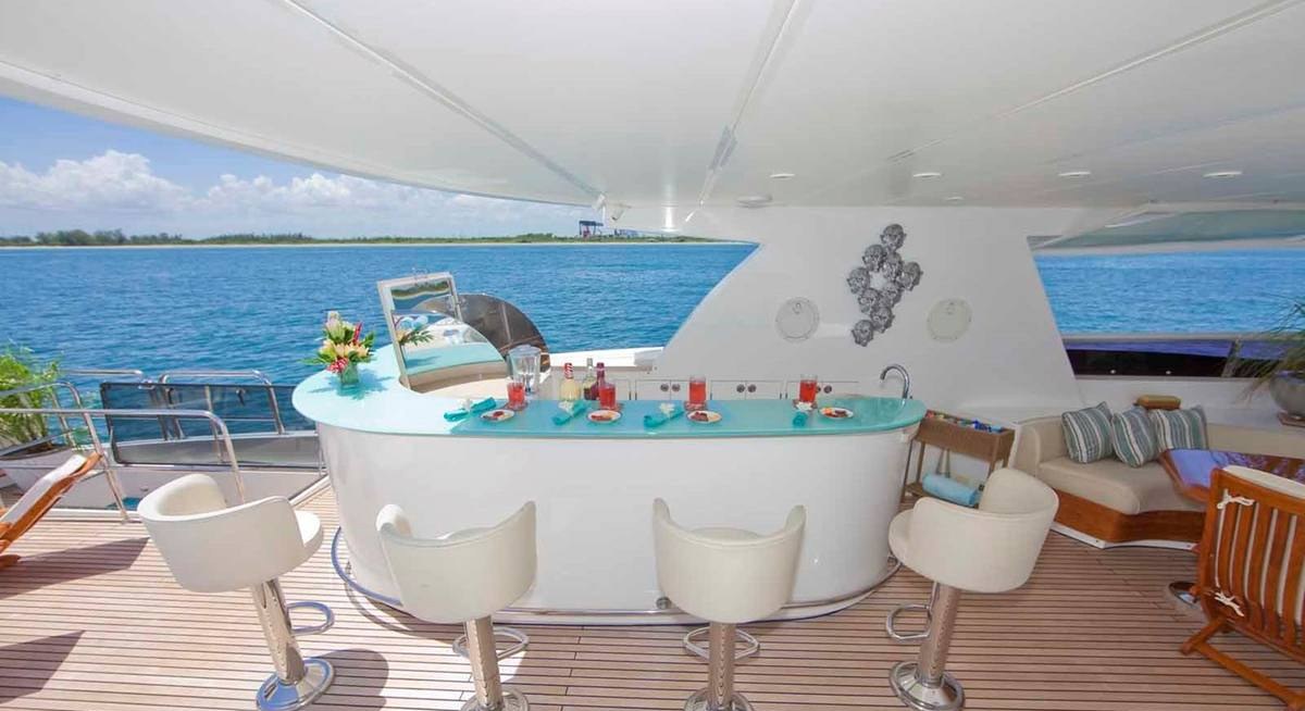 INCEPTION yacht charter 5