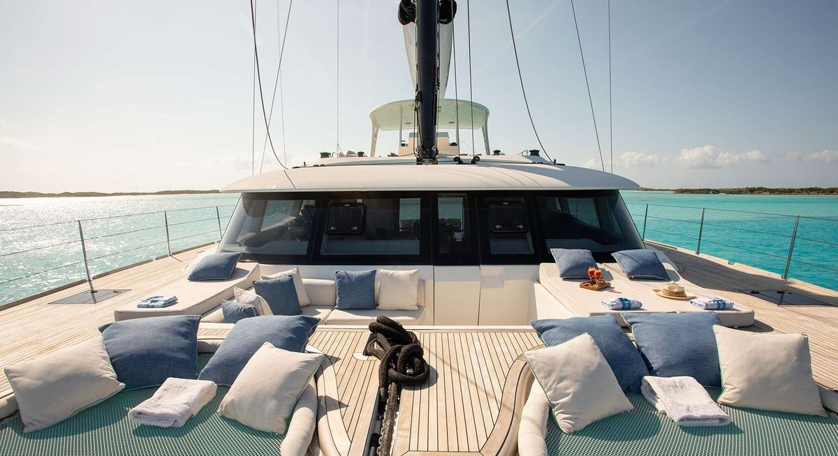 INDABLUE yacht charter 2