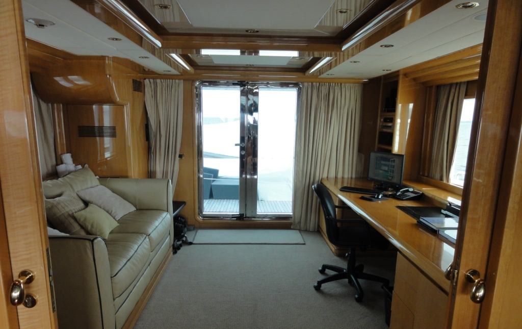 INDIGO yacht charter 2