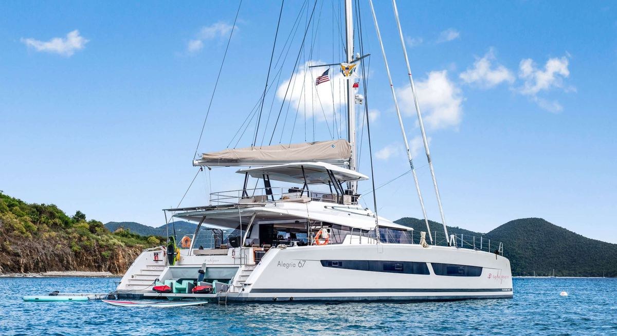 INDULGENCE yacht charter 5
