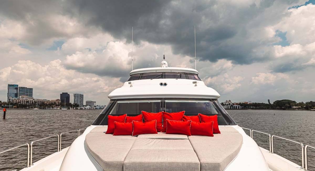 INDY yacht charter 2