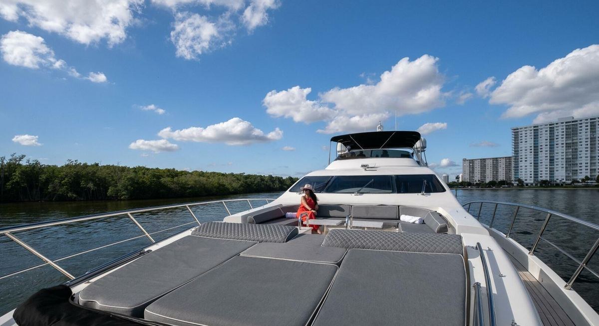 INTERVENTION yacht charter 2