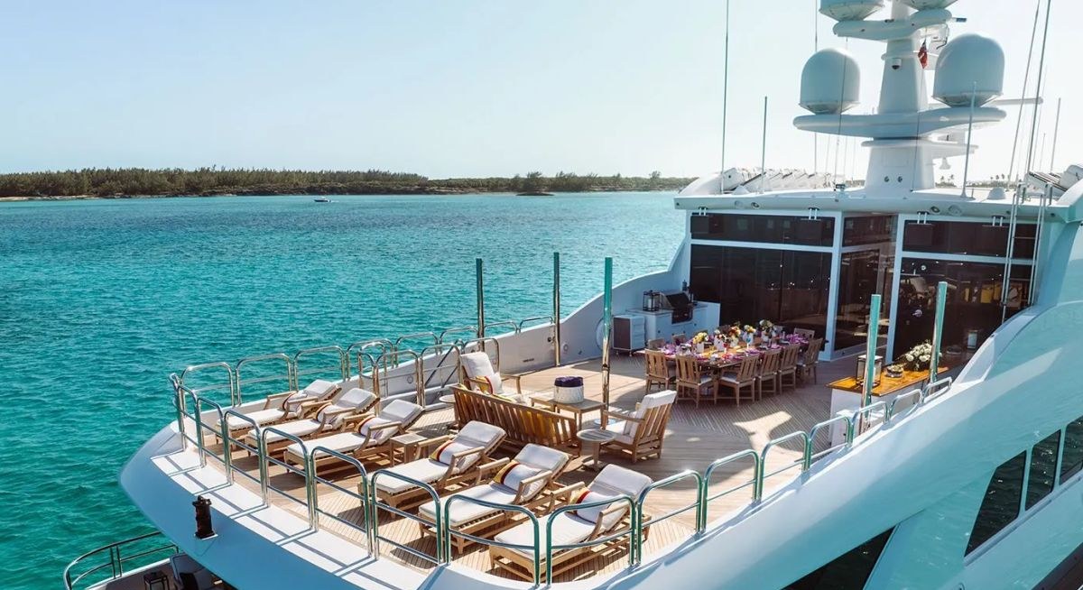 IRON BLONDE yacht charter 3