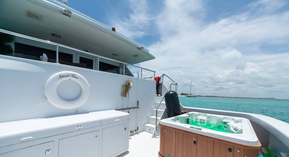 ISLAND TIME yacht charter 2