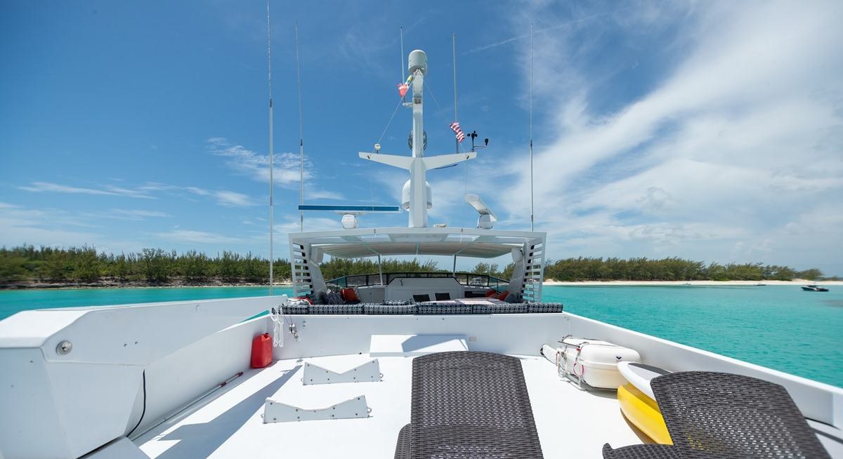 ISLAND TIME yacht charter 3