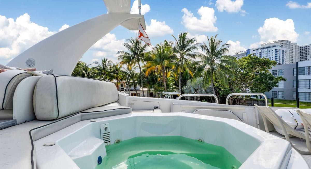IV TRANQUILITY yacht charter 3