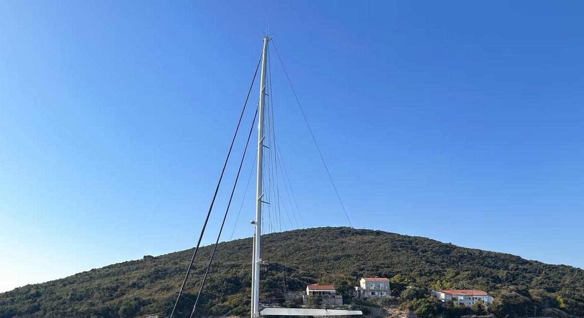 J SEVEN yacht charter 5
