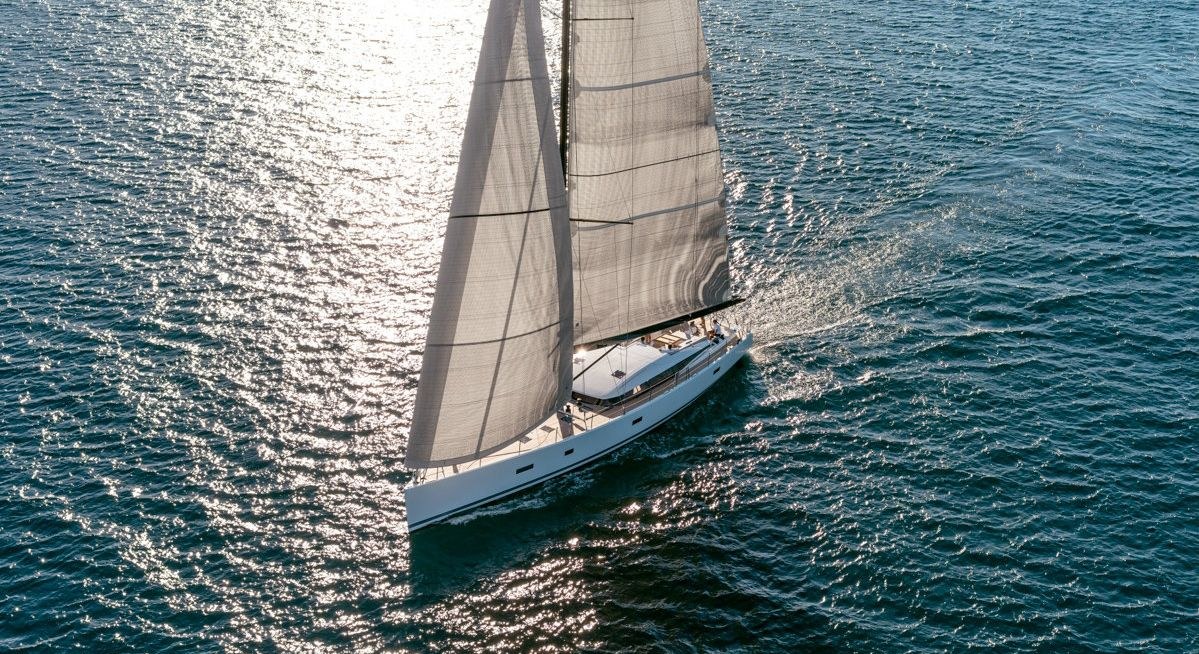 J SIX yacht charter 2