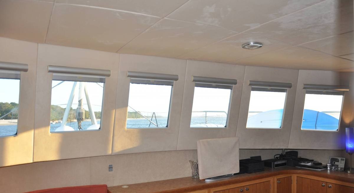 JALUN yacht charter 5