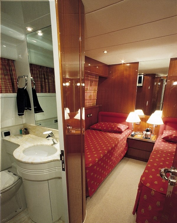 JAUNI yacht charter 5