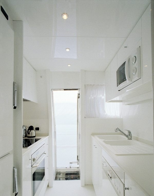 JAUNI yacht charter 3