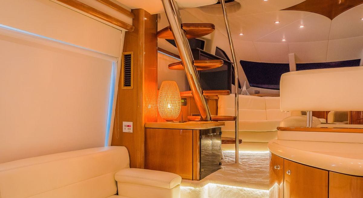 JAVA yacht charter 4