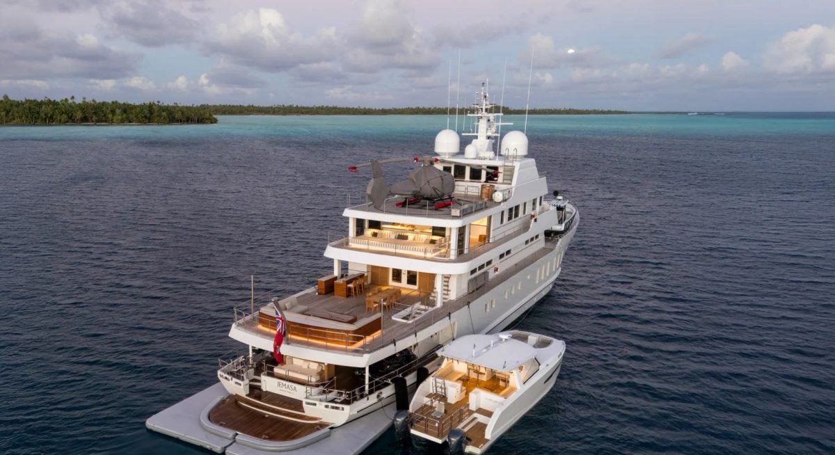 JEMASA yacht charter 5